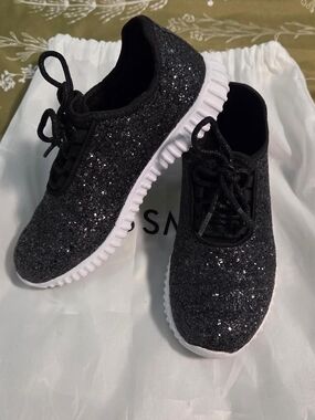 Weissman Black Glitter Kids Sneakers with White Soles